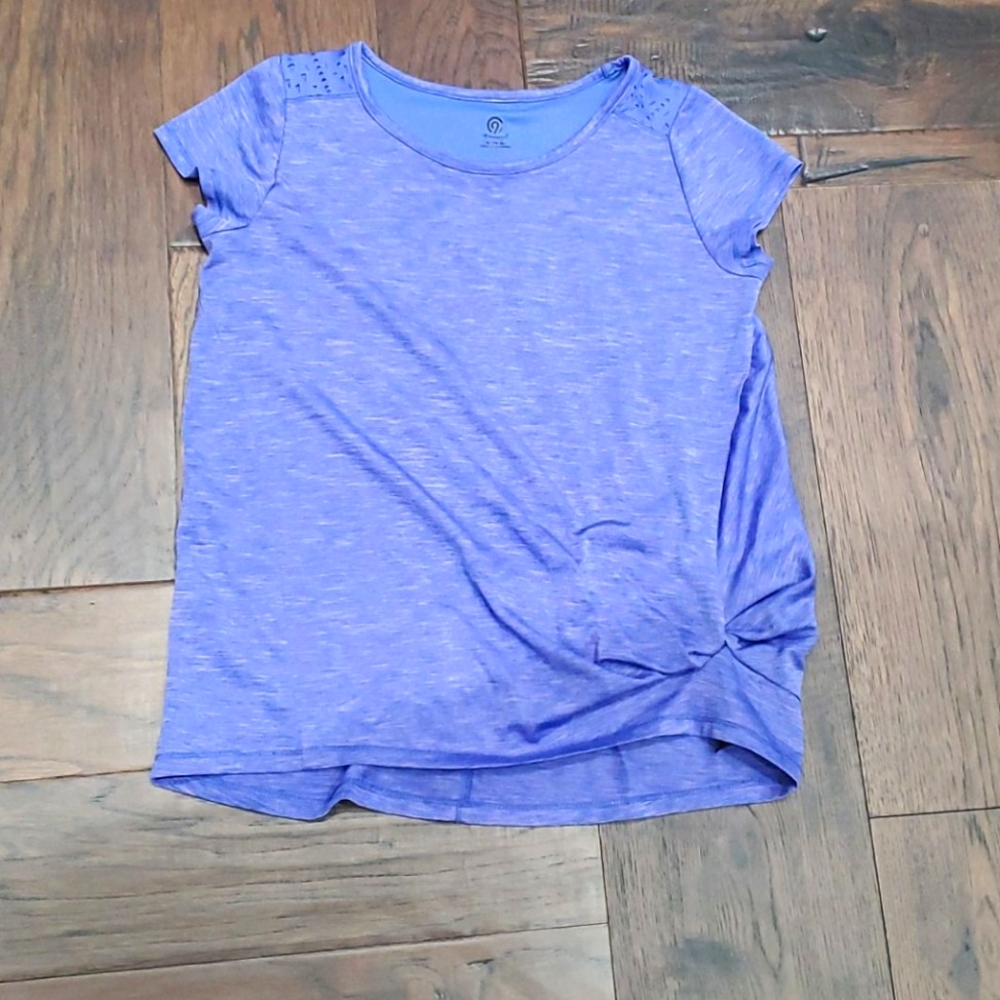 Active wear shirt